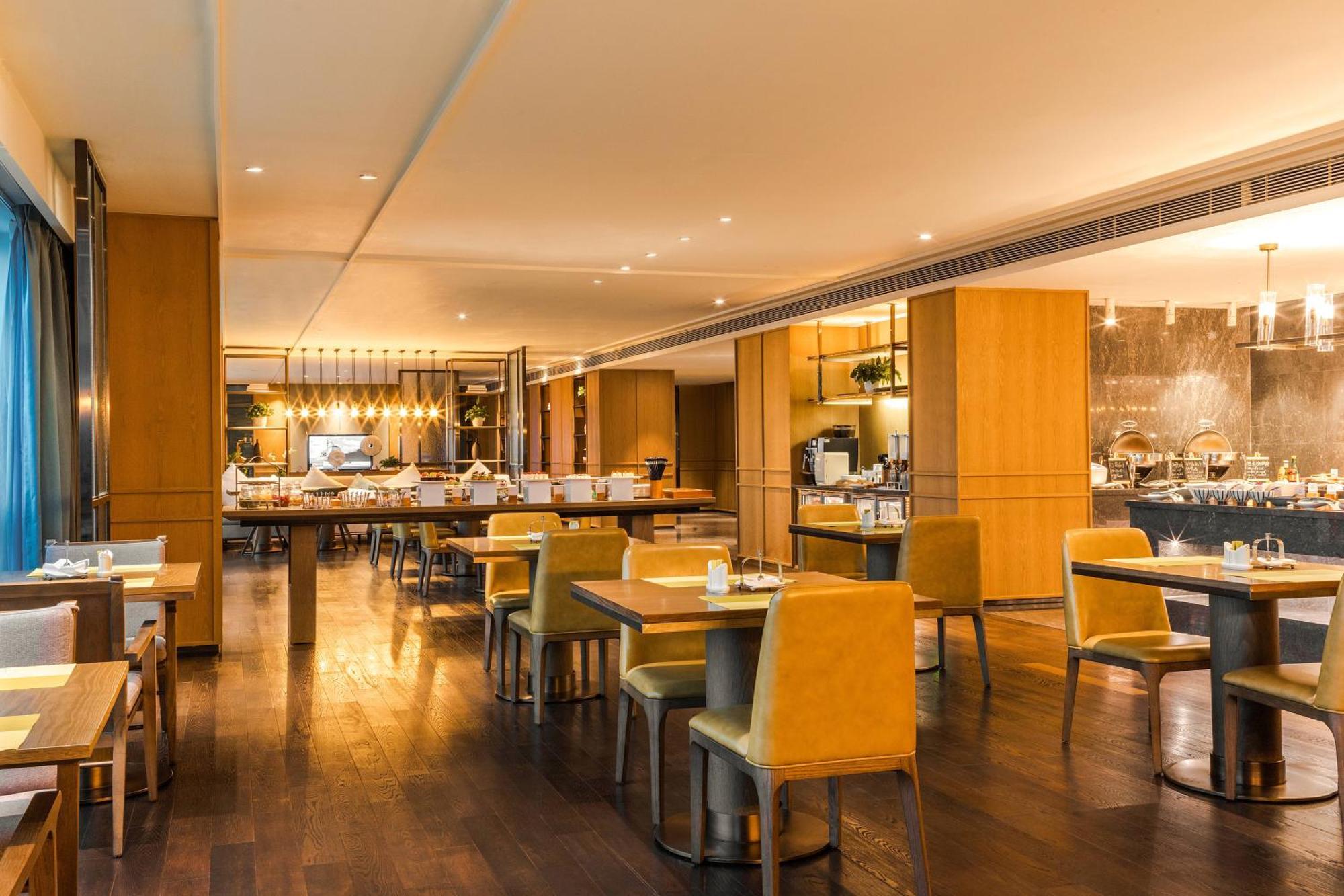 Doubletree By Hilton Hotel Shenzhen Longhua, Near Huawei, Foxcnn, Shenzhen North Railway, Uniwalk & Uniworld Shopping Mall, Sam'S Club Bagian luar foto