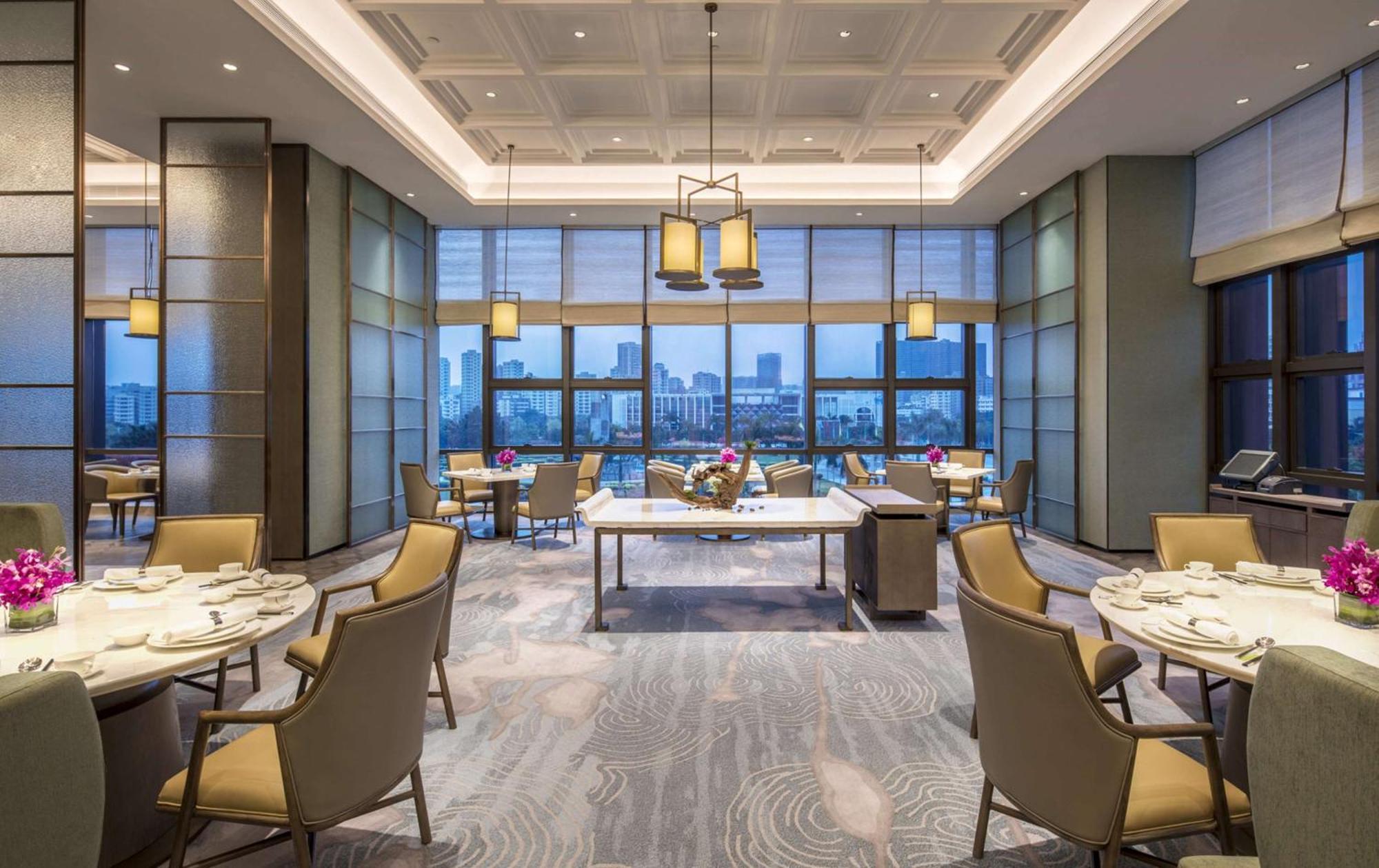 Doubletree By Hilton Hotel Shenzhen Longhua, Near Huawei, Foxcnn, Shenzhen North Railway, Uniwalk & Uniworld Shopping Mall, Sam'S Club Bagian luar foto