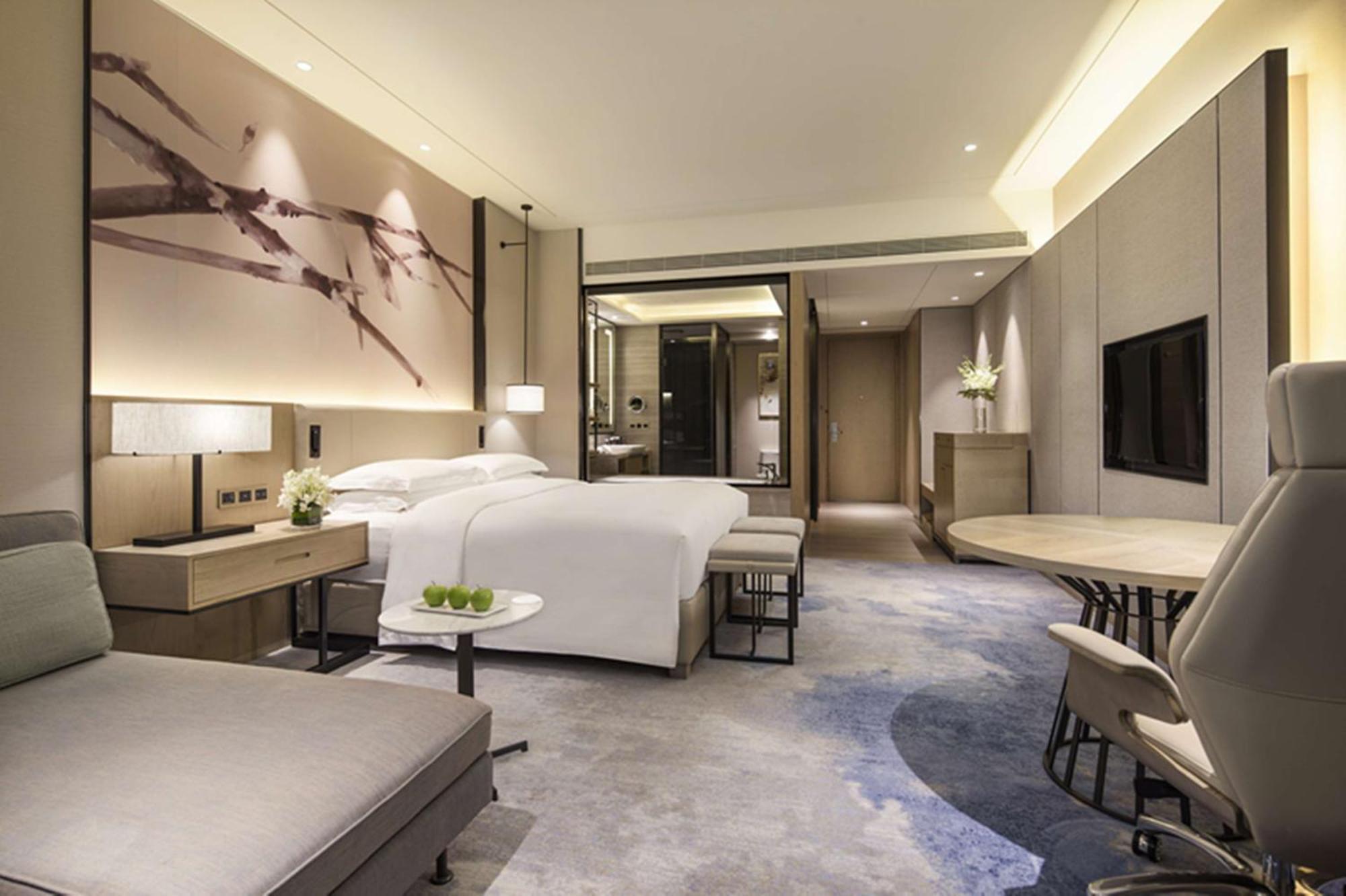 Doubletree By Hilton Hotel Shenzhen Longhua, Near Huawei, Foxcnn, Shenzhen North Railway, Uniwalk & Uniworld Shopping Mall, Sam'S Club Bagian luar foto